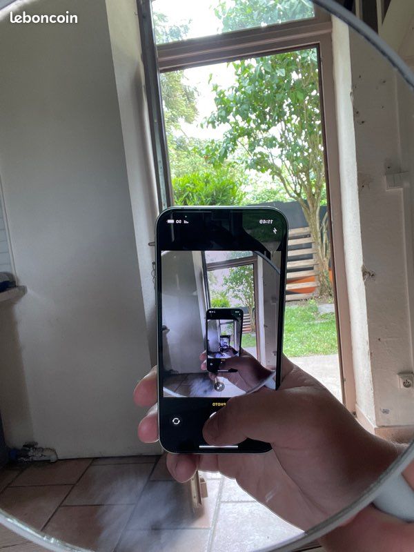 IPhone 12 64g turquoise (image 2)