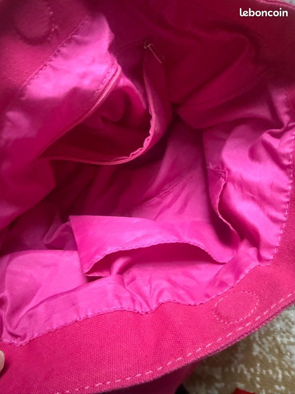 Magnifique, ensemble d’accessoires, assorti dans les tons rose, fuchsia et paillettes ultra pratique pour le quotidien ou les cours (image 6)
