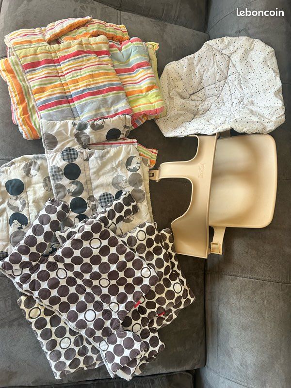 Lot chaise tripp trapp (image 1)