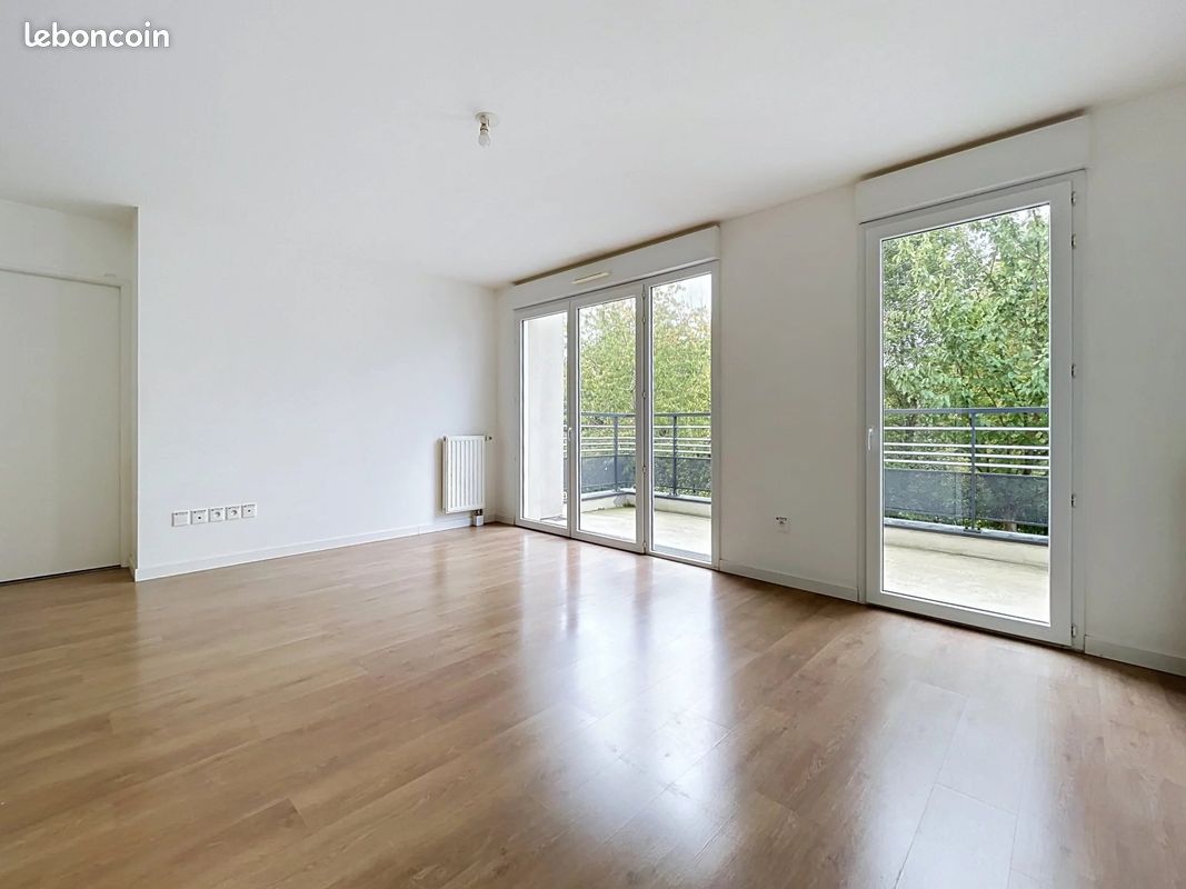 Appartement 2 pièces 44 m² · à Élancourt · 44 m² · 179 550 €