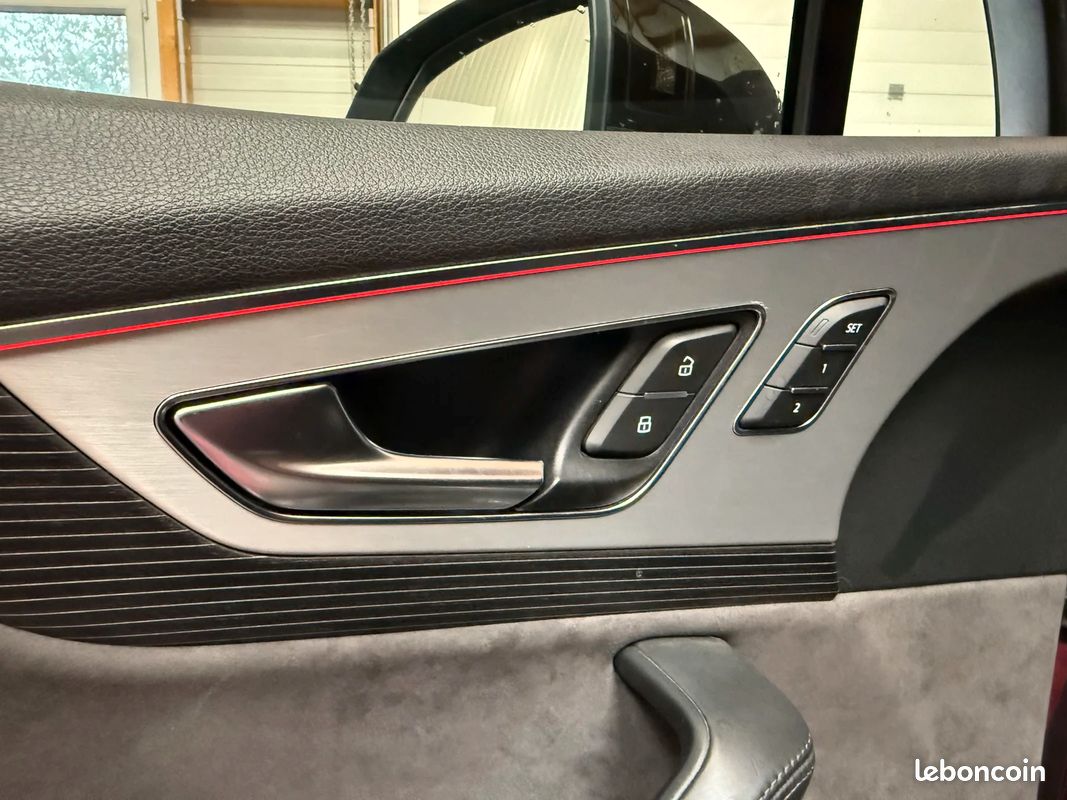 Audi Q7 3.0 V6 TDI E-TRON QUATTRO TIPTRONIC 8 AVUS EXTENDED / ATTELAGE ELECTRIQUE (image 26)