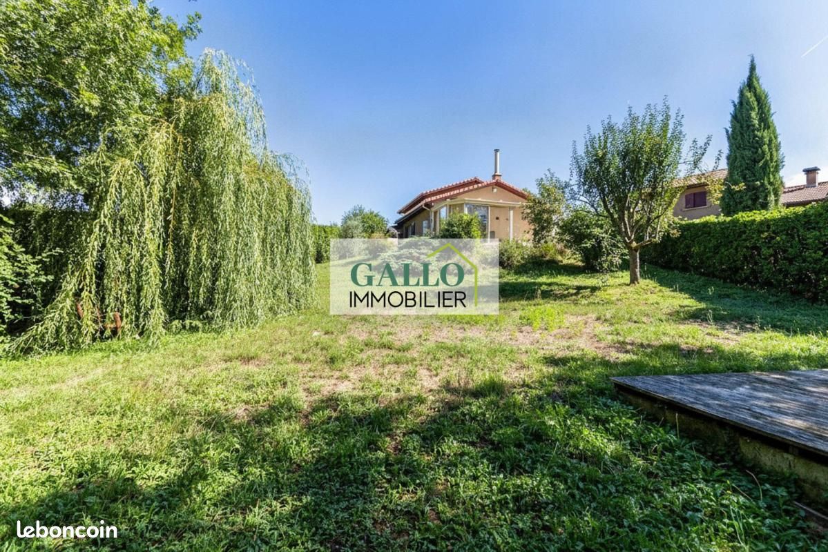 Maison 6 pièces 117 m² · à Villefontaine · 117 m² · 330 000 €
