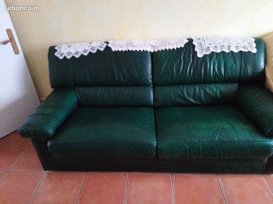 Canapé en cuir vert (image 1)