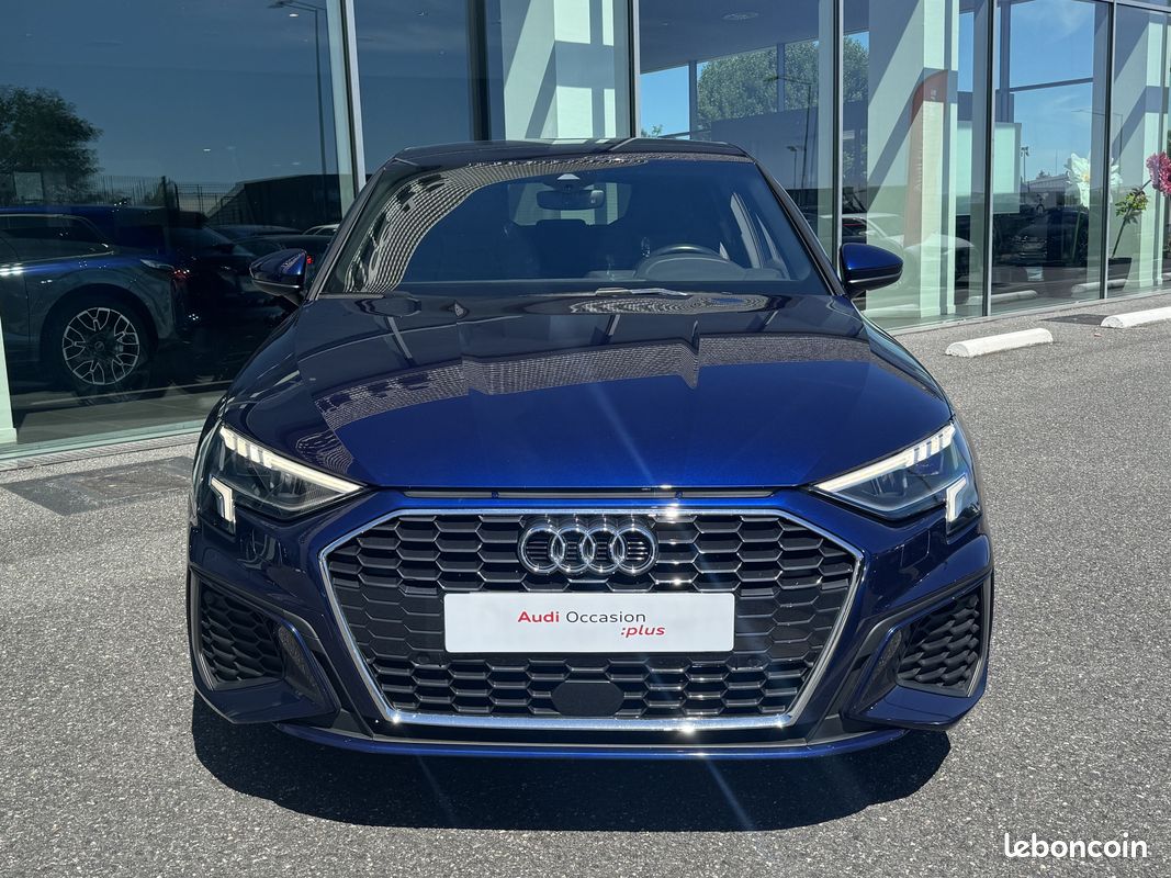 AUDI A3 Sportback 35 TDI 150 S tronic 7 S Line (image 2)