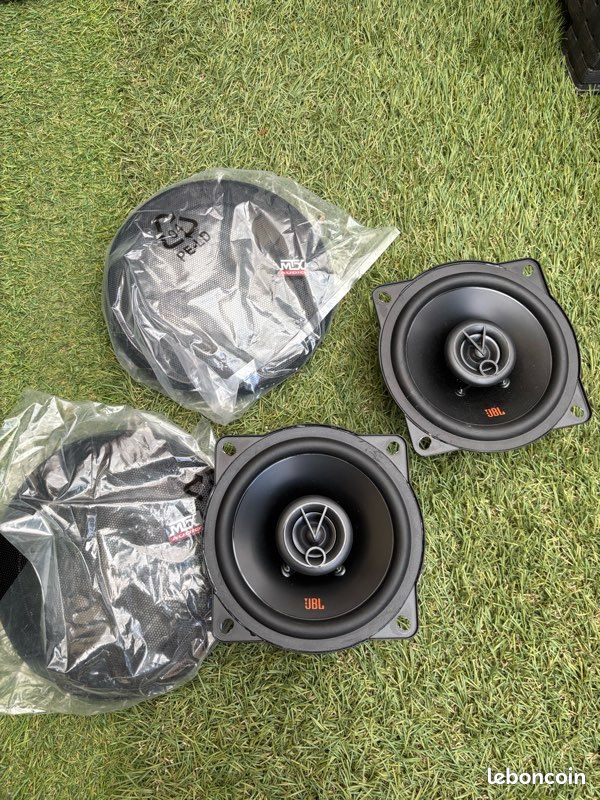 Enceinte jbl voiture (image 1)