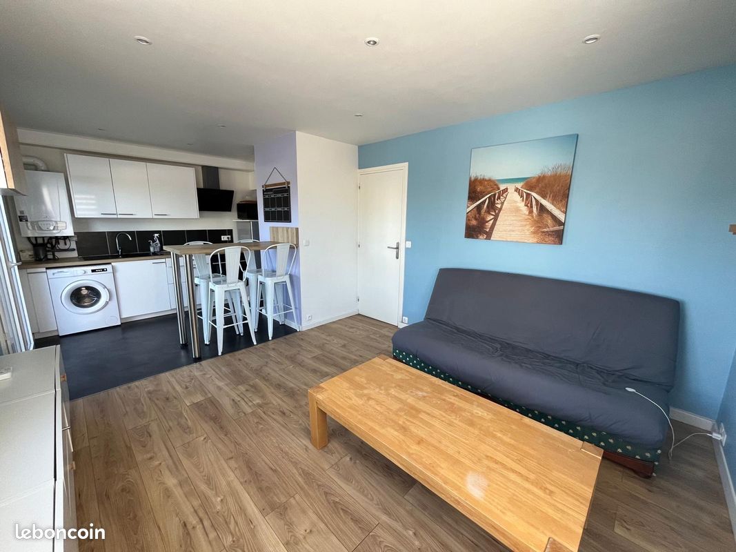 T2 lumineux avec grande terrasse privative – Parking privé – Ploemeur (image 1)