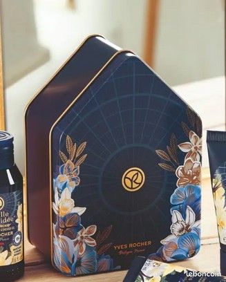 Yves Rocher Yves Bleu La Boite Métal De Noël Yves Rocher Bleue