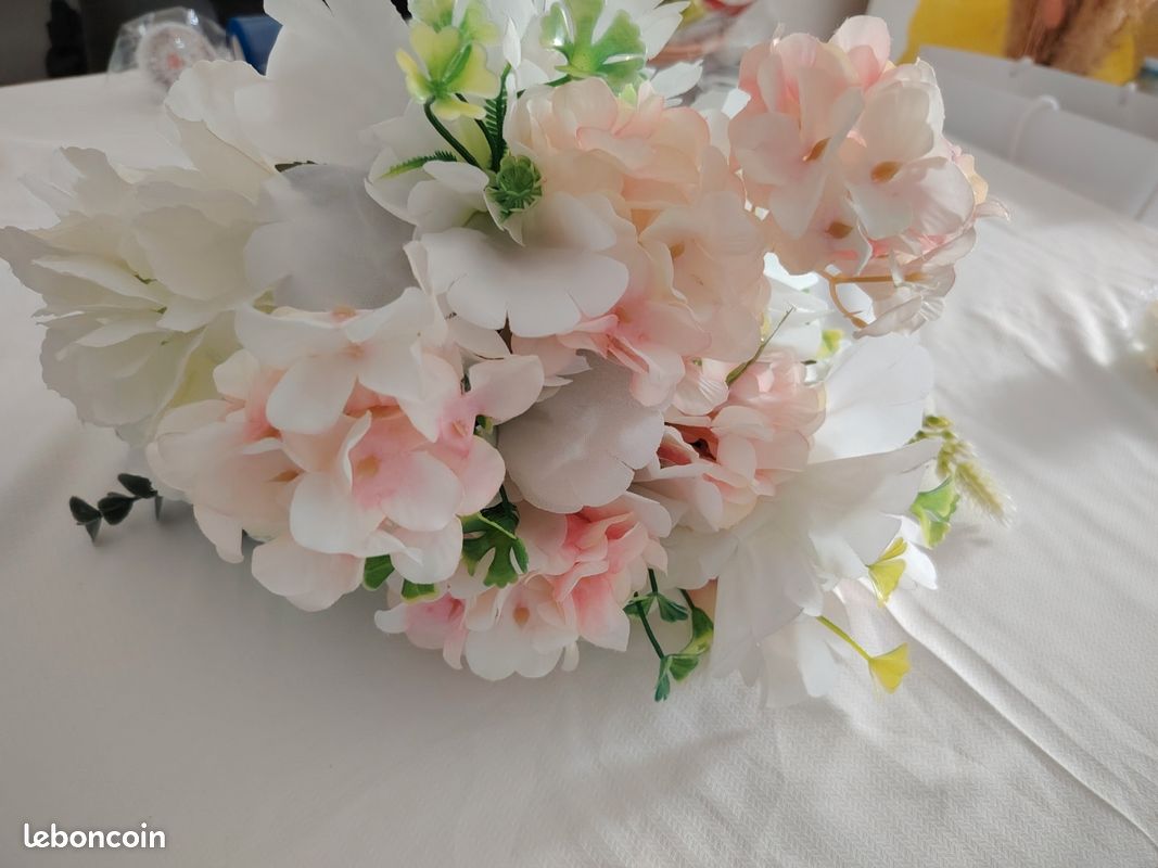 Composition fleurs (image 1)