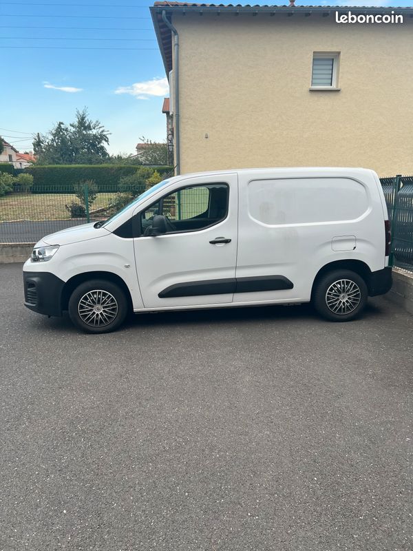 Véhicule utilitaire Citroën berlingot (image 3)