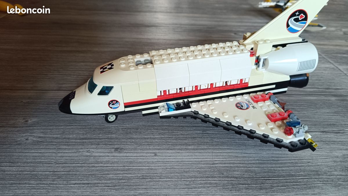 Lego - Navette spatiale (image 2)
