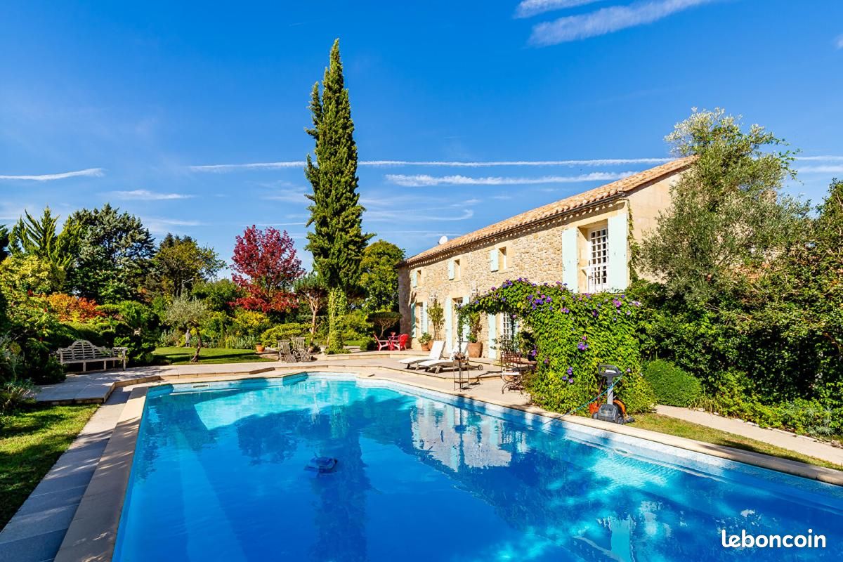 Maison 7 pièces 272 m² · à Rauzan · 272 m² · 732 000 €