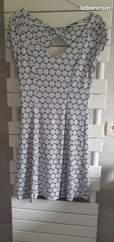 Robe sans manche très bel effet Bréal (image 1)