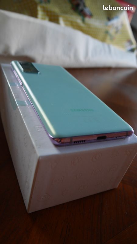Samsung S20fe Dual Sim 128g - Excellent état (image 5)