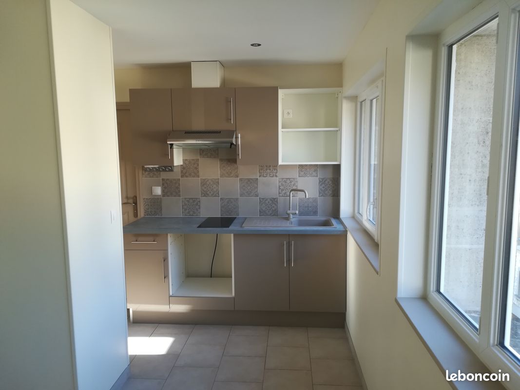 Appartement 1 pièce 25 m² · à Thury-Harcourt-le-Hom · 25 m² · 460 €/mois