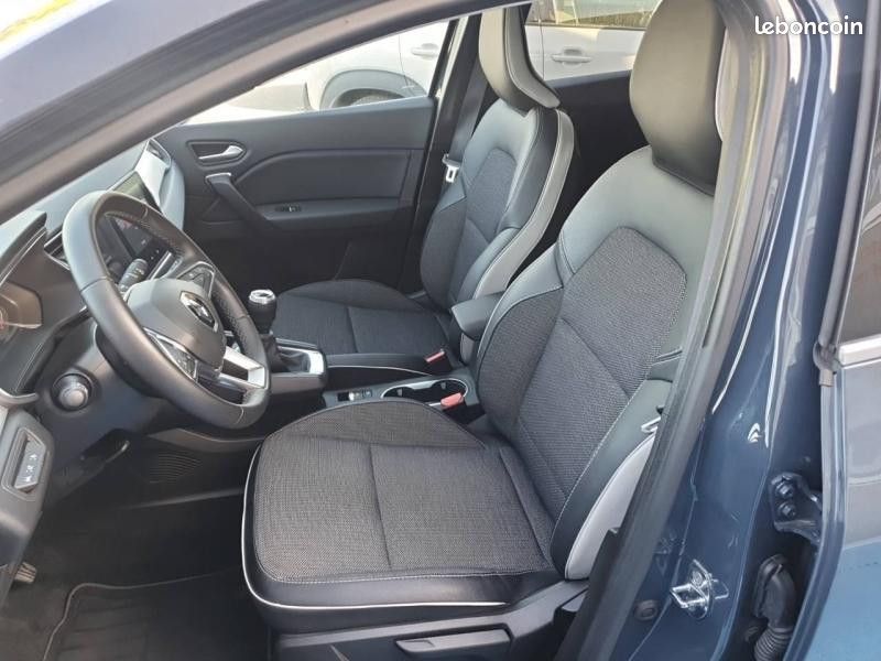 Renault Captur 1.3 TCe mild hybrid 140ch Techno (image 17)