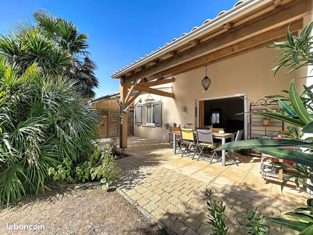 Maison 5 pièces 134 m² · à Échillais · 134 m² · 346 500 €