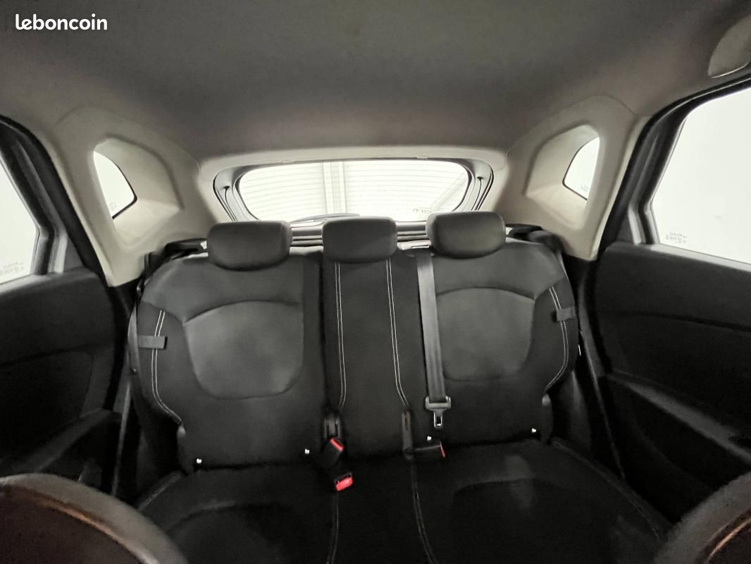 Renault Captur 1.5 dCi 90cv Business Eco2 (image 12)
