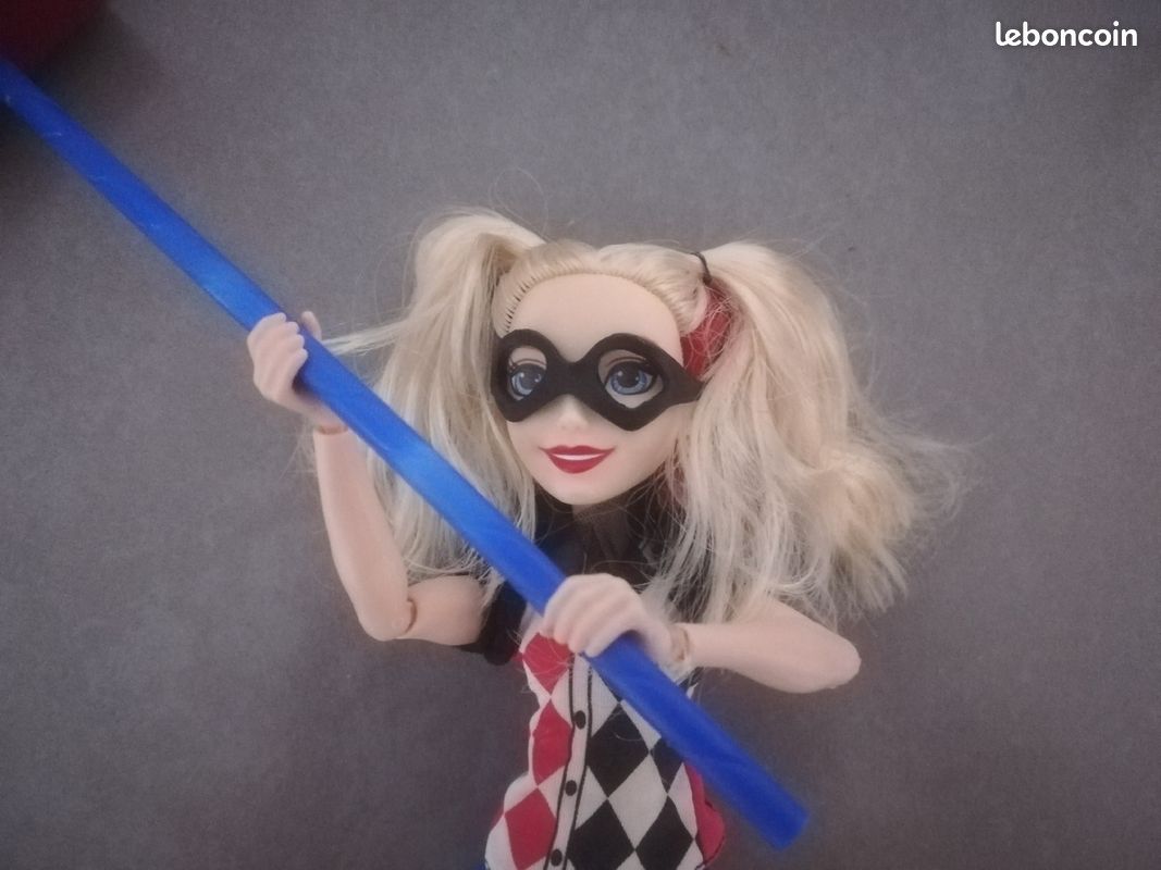 Poupée DC Harley Quinn - Jeux & Jouets