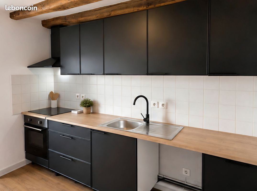 Appartement 4 pièces 84 m² · à Mauriac · 84 m² · 590 €