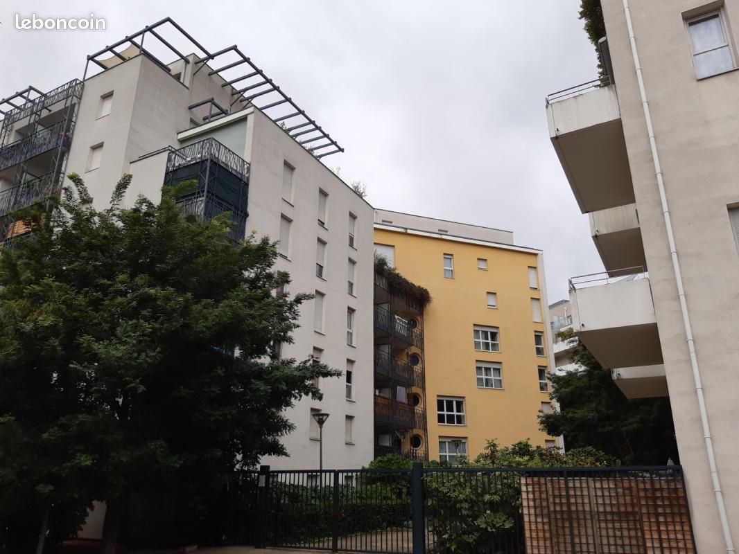 Appartement 4 pièces 88 m² · à Lyon · 88 m² · 1 172 €