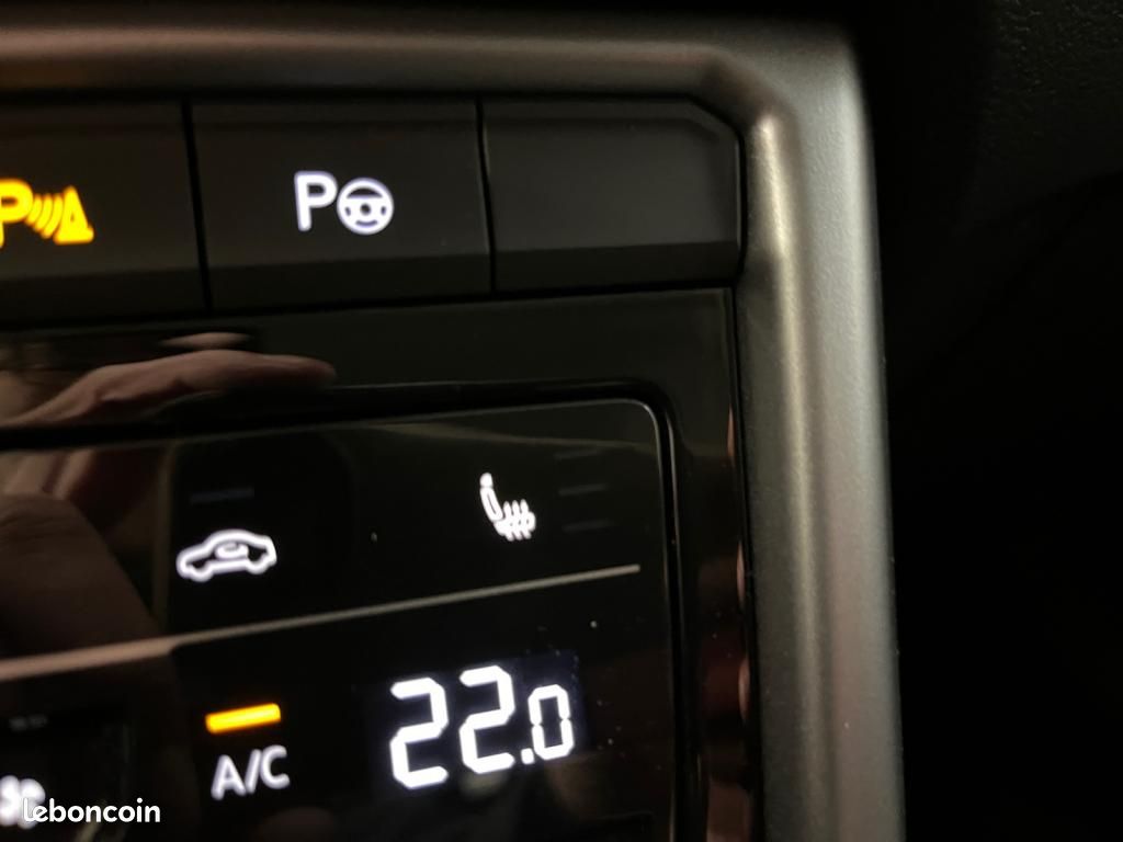 VOLKSWAGEN T-ROC TSI 110 Life - Digital Cockpit Pro - Extension garantie 3 ans (image 19)