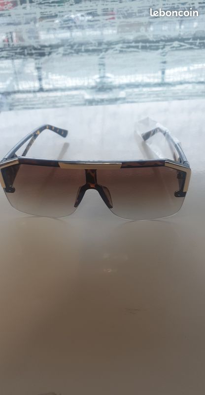 Lunette de soleil (image 1)