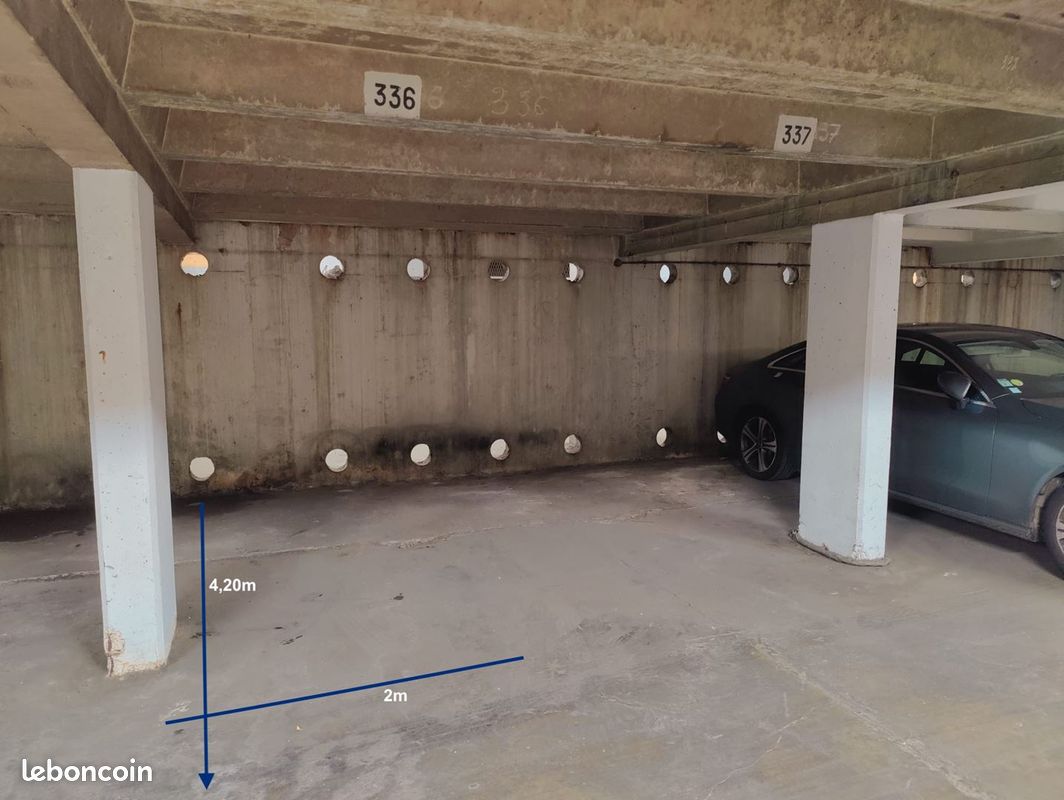 Parking 8 m² · à Paris · 8 m² · 13 000 €