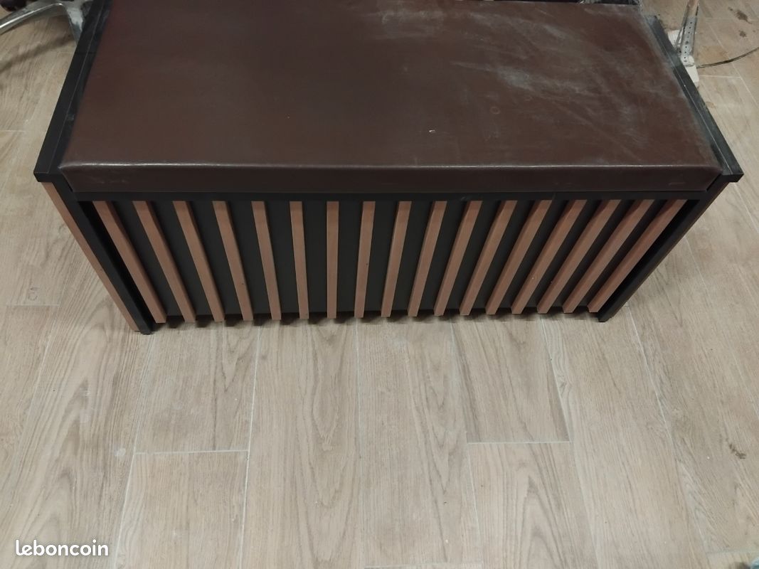 Coffre de rangement (image 1)