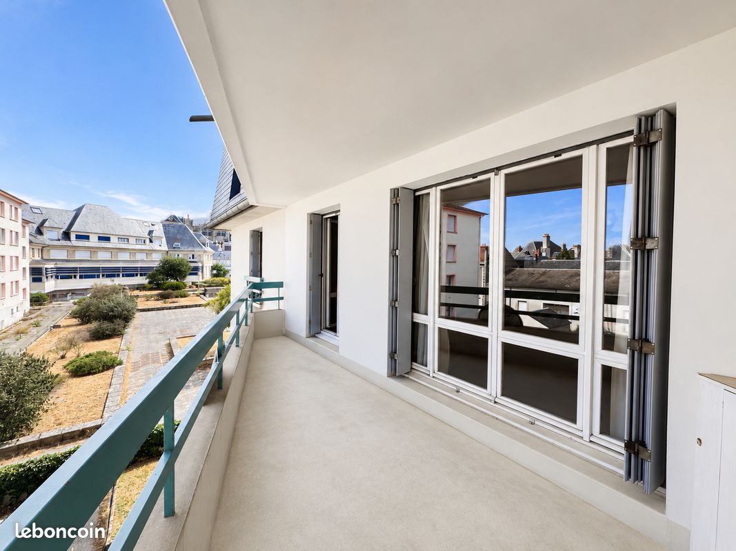 Appartement 5 pièces 103 m² · à Bourges · 103 m² · 150 000 €