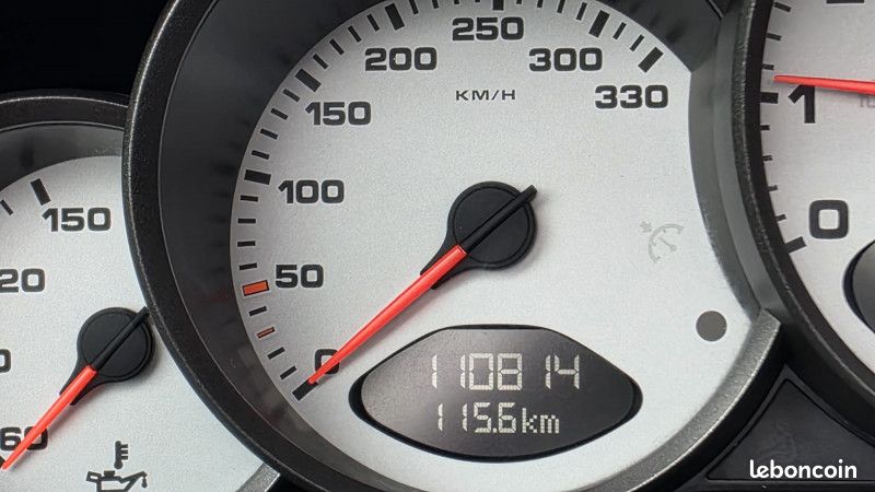 Porsche 911 CABRIOLET (997) CARRERA 4S TIPTRONIC S (image 27)