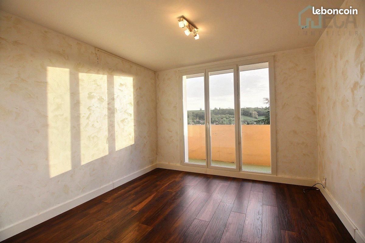 Appartement 5 pièces 71 m² · à Ruy-Montceau · 71 m² · 820 €/mois