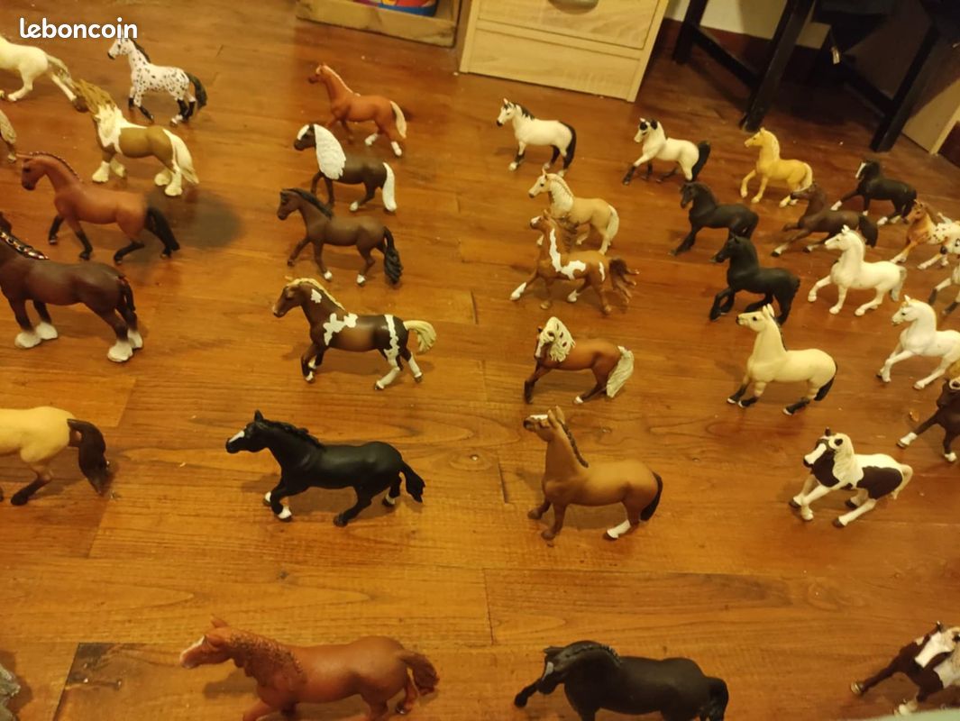 Lot de Schleich 150 (image 3)