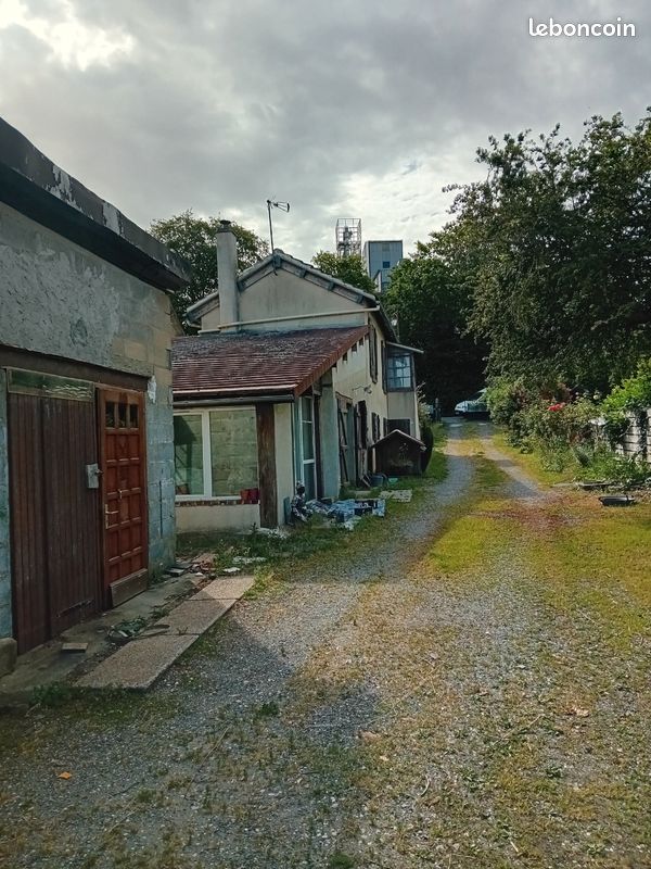 Maison 5 pièces 141 m² · à Boissy-lès-Perche · 141 m² · 110 000 €