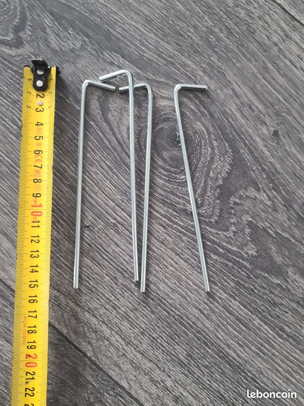Piquet de fixation (image 1)