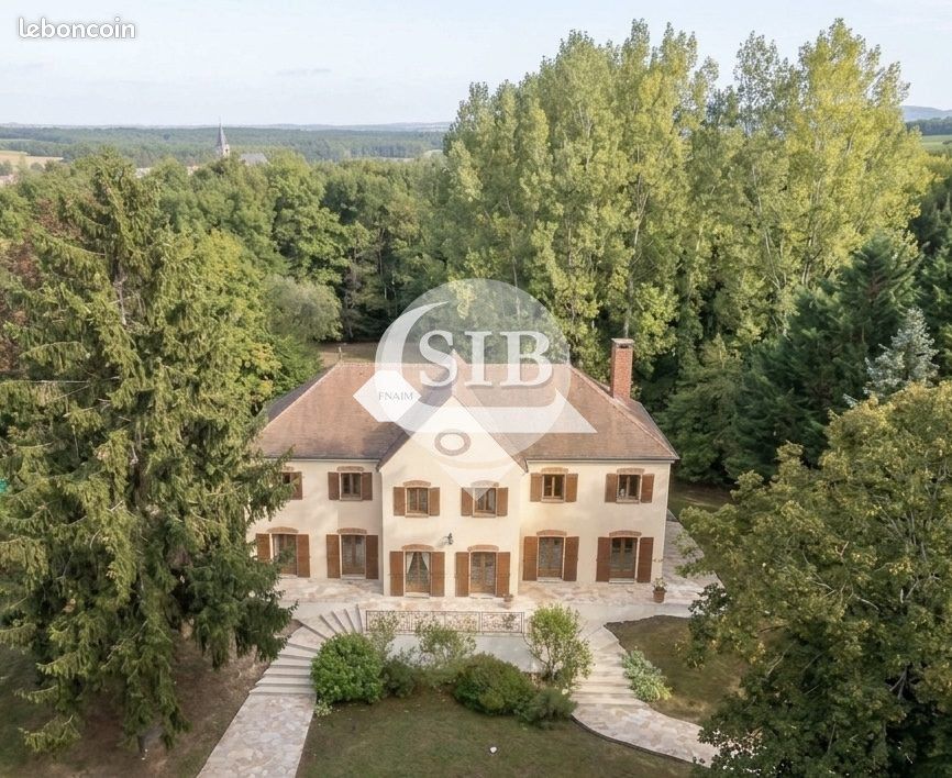 Maison 9 pièces 250 m² · à Longpont-sur-Orge · 250 m² · 811 000 €