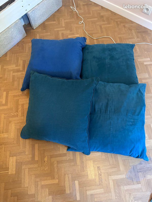 ..coussins.. (image 1)