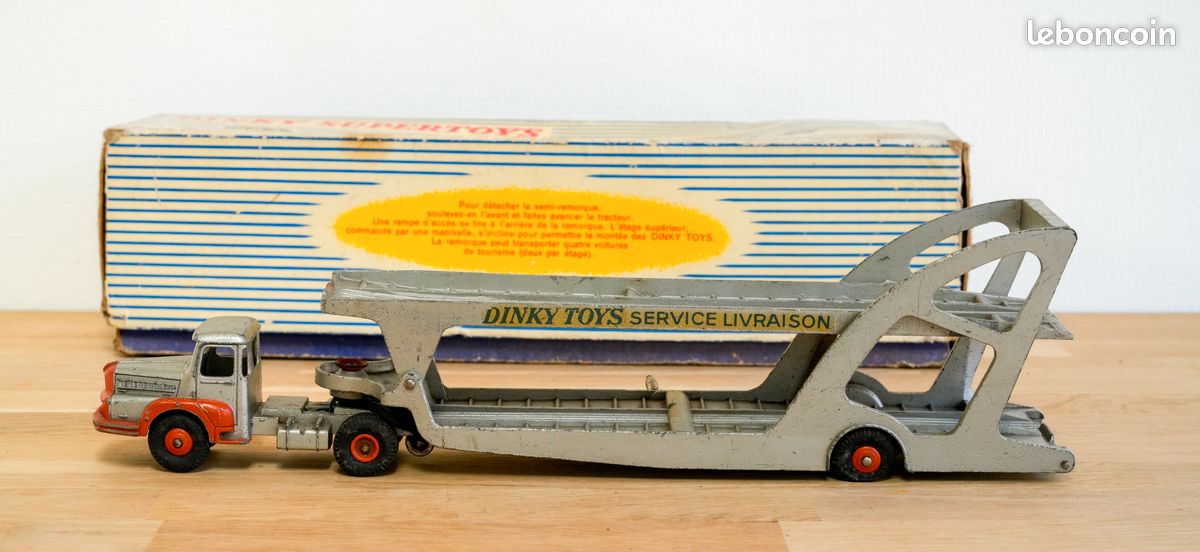 Camion Dinky Toys made in France 39A Unic transport autos Boilot - Jeux & Jouets
