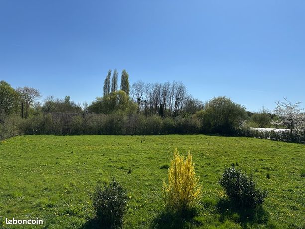 Terrain Saint Saturnin