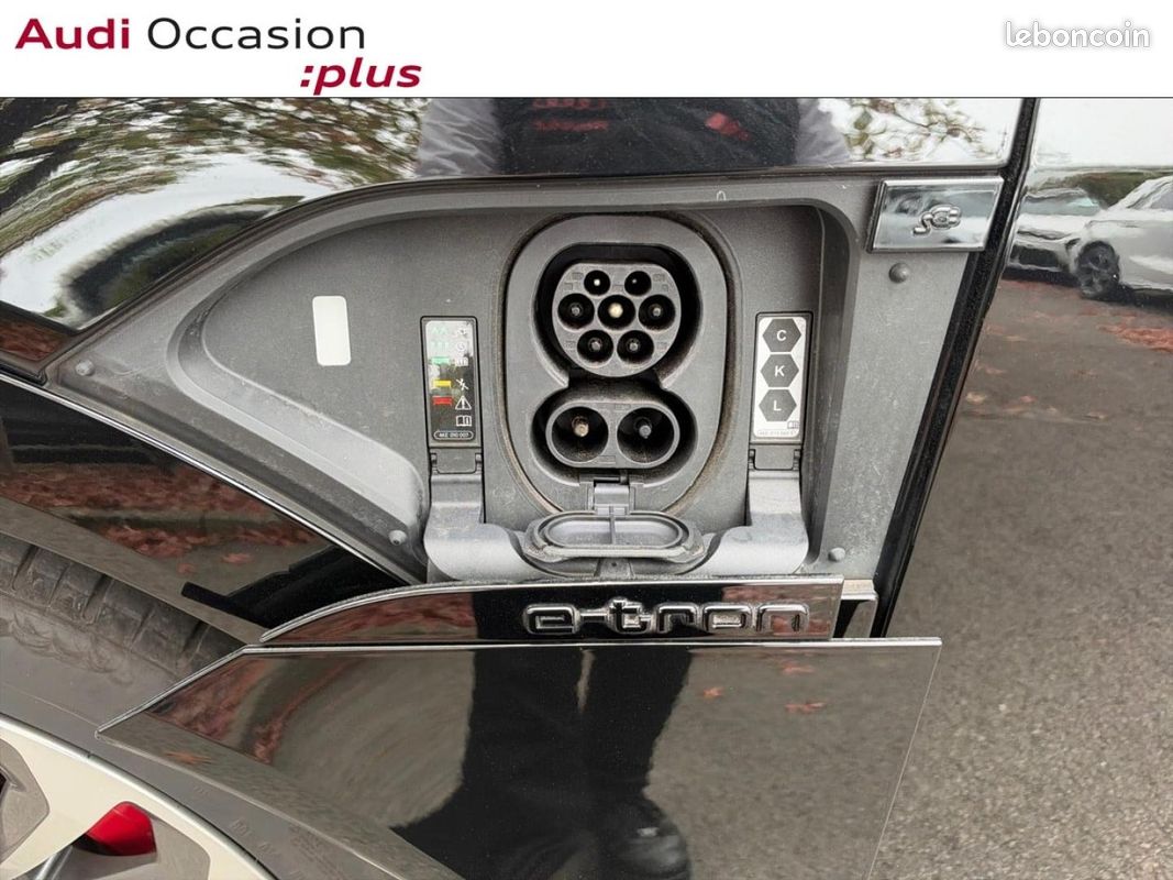 Audi Q8 e-tron Sportback 55 408ch Avus quattro (image 16)
