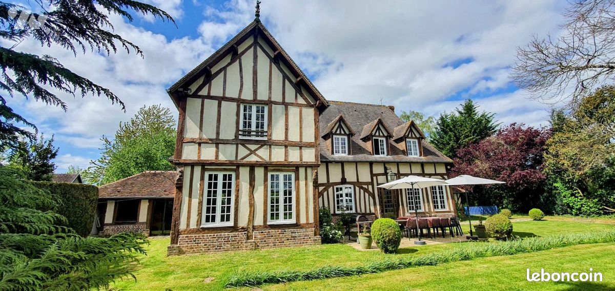 Maison 13 pièces 268 m² · à Manneville-sur-Risle · 268 m² · 450 000 €