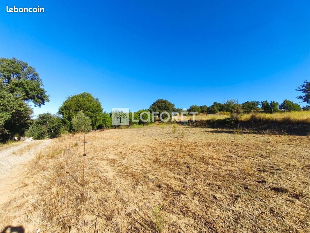 Terrain 7000 m² · à Vivès · 44 000 €