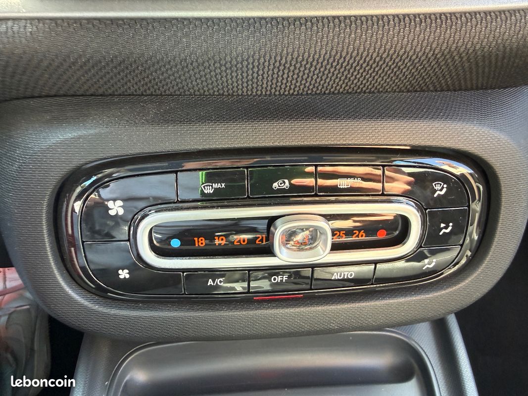 SMART FORTWO COUPE 0.9 90 ch SS BA6 Prime (image 20)