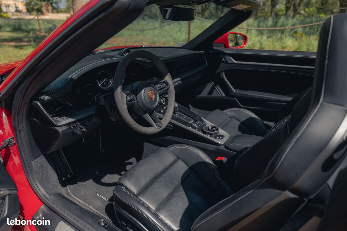 Porsche 911 992.1 Carrera S Cabriolet - Roue directrice - Burmester - En stock (image 7)