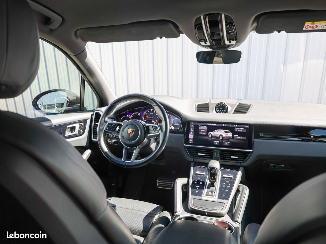 PORSCHE Cayenne 3.0 V6 440 ch Tiptronic BVA S (image 36)