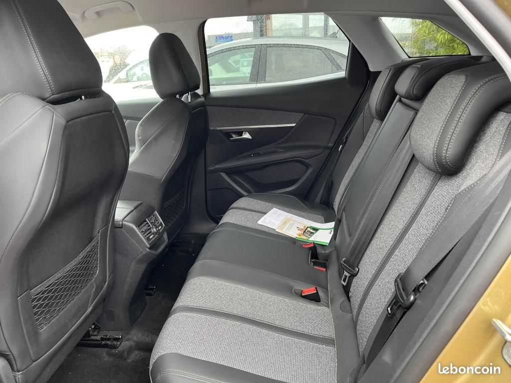 PEUGEOT 3008 1.2i 12V S&S - 130 - ALLURE (image 6)