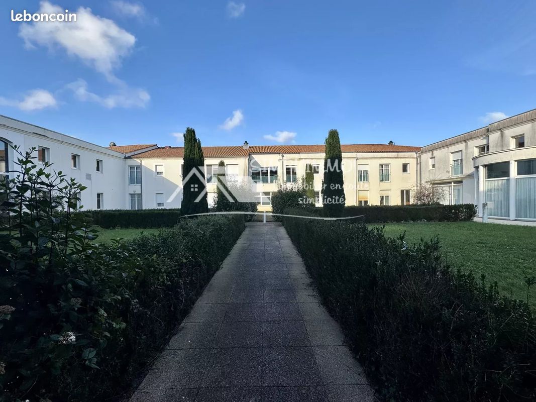 Appartement 1 pièce 32 m² · à Échillais · 32 m² · 90 000 €