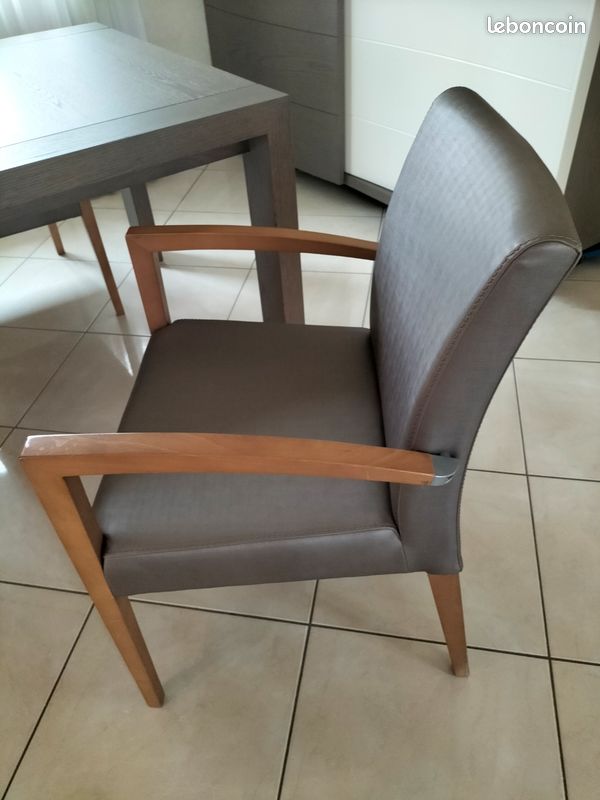 Salle à manger Mobilier de France table buffet chaises (image 7)