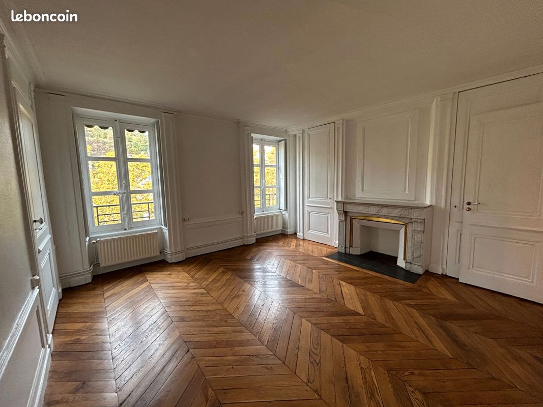 Appartement 3 pièces 81 m² · à Lyon · 81 m² · 1 484 €/mois