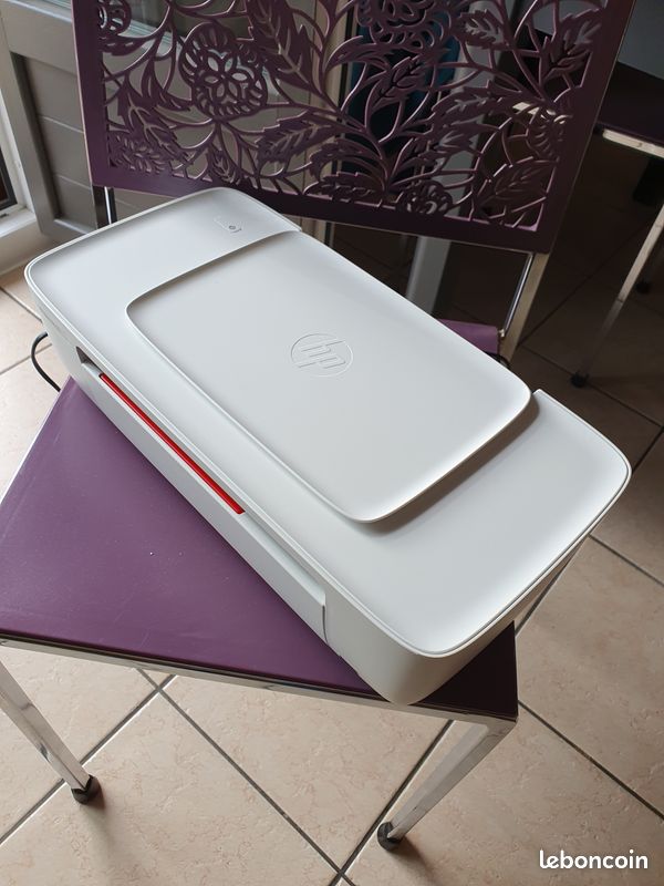 Imprimante HP Deskjet 1110 (image 1)