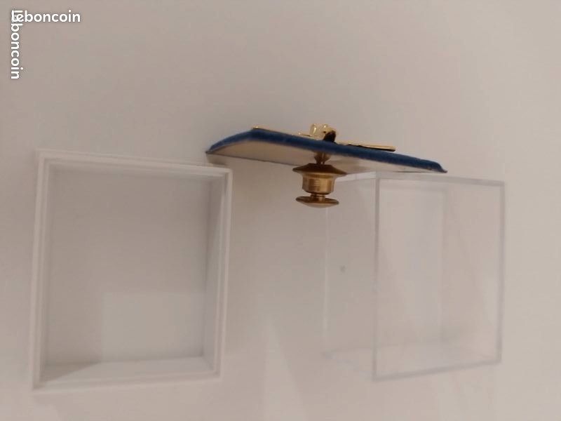 The Clivedon Collection Hurricane Pin's (image 2)